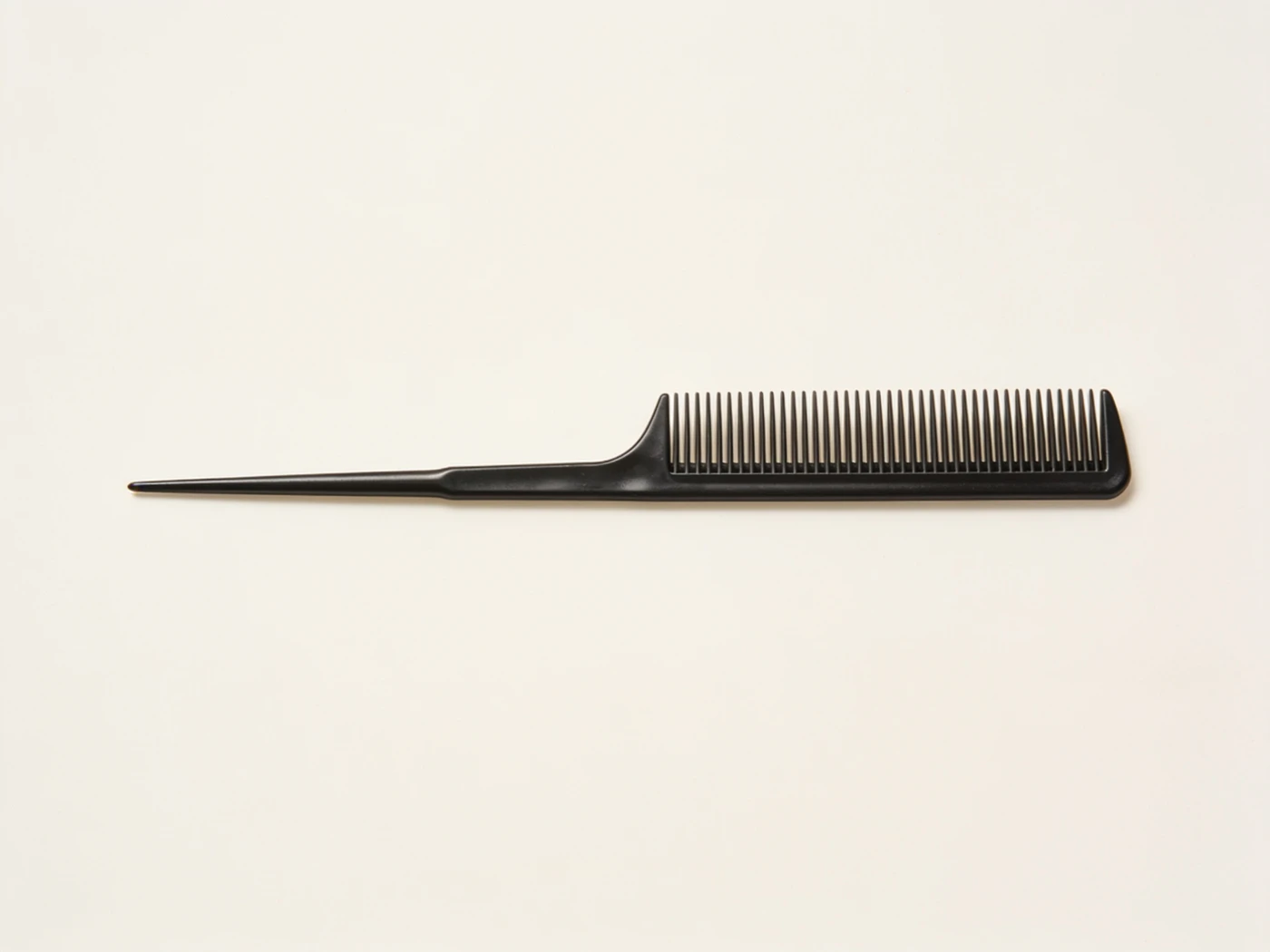 Tail Sectioning Comb